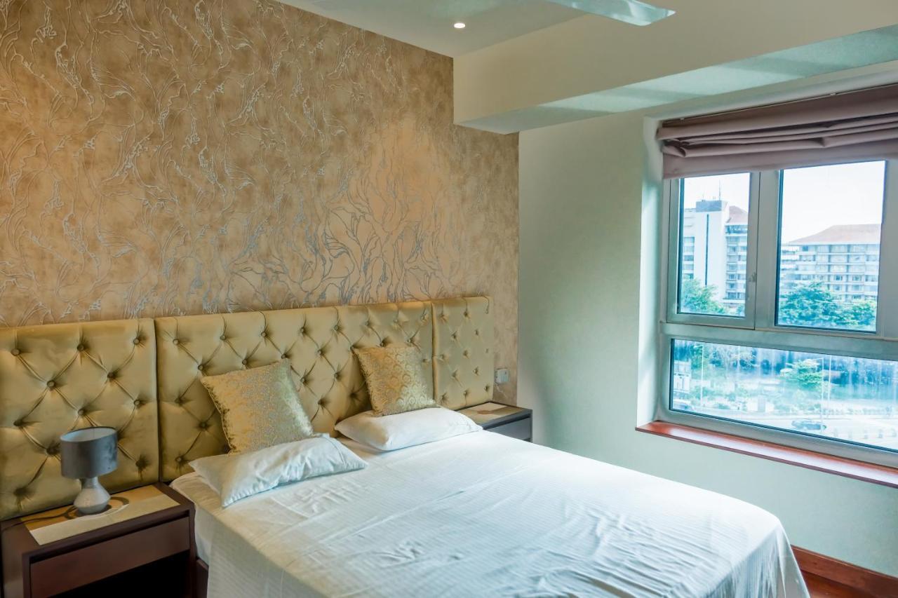 Brand New Water Front Luxury Cinnamon Suites Apartment In Heart Of Colombo City Exterior photo